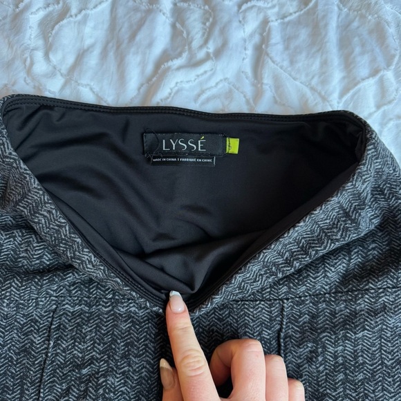 Lysse Flare Leggings Black Chevron Patterned With Seam Down Leg - Picture 3 of 6